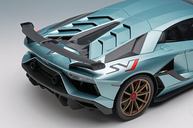 アイドロン EML026F 1/18 ランボルギーニ アヴェンタドール SVJ 2018