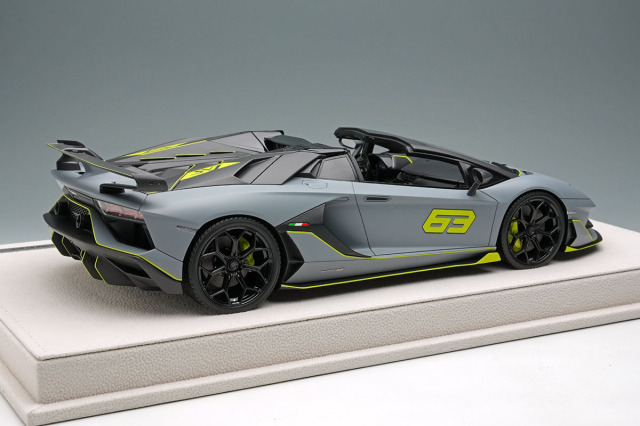 アイドロン EML030G 1/18 ランボルギーニ アヴェンタドール SVJ 63