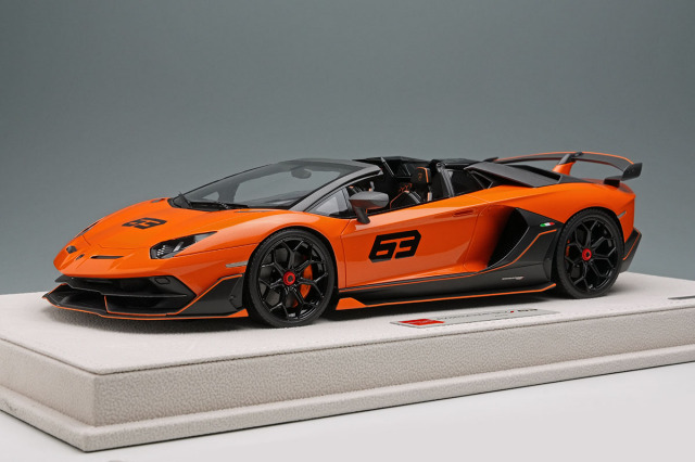 アイドロン EML030I 1/18 ランボルギーニ アヴェンタドール SVJ 63