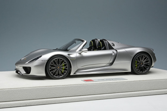 【お取り寄せ商品】 EIDOLON EML045A 1/18 Porsche 918 Spyder 2011 GT Silver