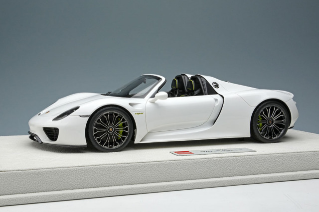 【お取り寄せ商品】 EIDOLON EML045B 1/18 Porsche 918 Spyder 2011 White