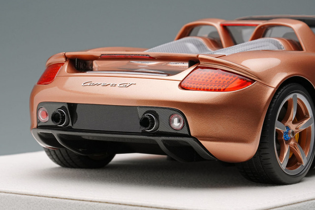 Amazon | EIDOLON 1/18 ポルシェ カレラGT 2004 GTシルバー 完成