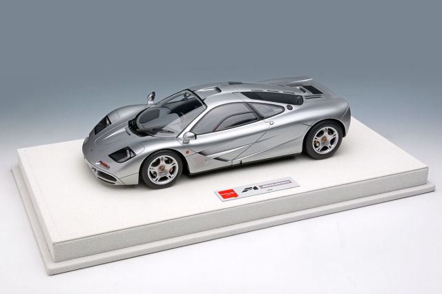 アイドロン EML073A 1/18 マクラーレン F1 ロードカー 1994