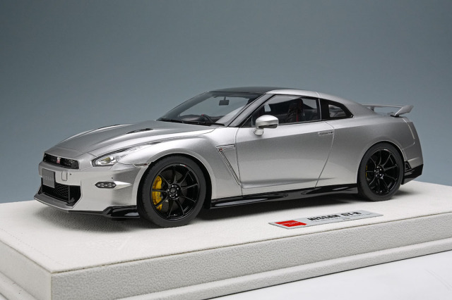 アイドロン EML084D 1/18 日産 GT-R Track edition engineered by