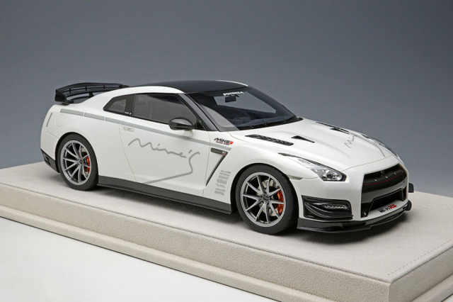 アイドロン EML087 1/18 マインズ GT-R (R35) 2021 パール