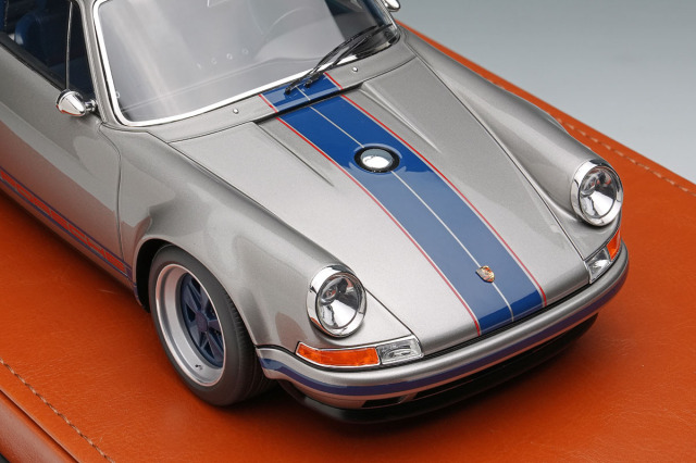 アイドロン EML090F 1/18 シンガー 911 (964) クーペ チタニウム