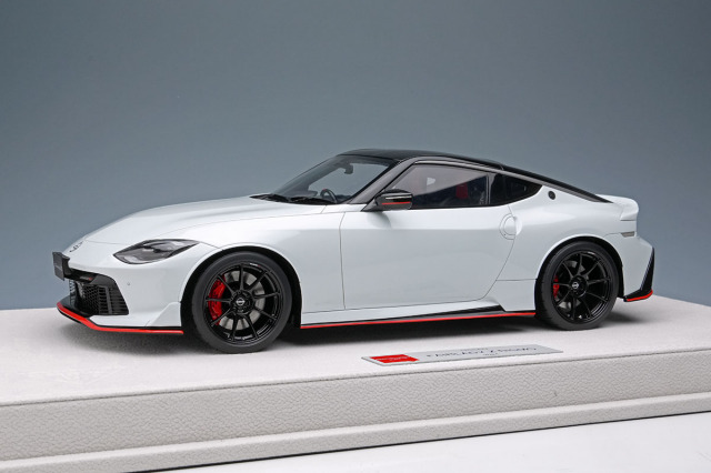 EIDOLON EML109B 1/18 Nissan Fairlady Z NISMO 2024 Prism White