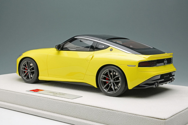 アイドロン EML112E 1/18 日産 フェアレディZ Version ST 2023