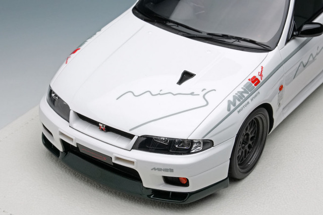 アイドロン EML113 1/18 Built By Legends マインズスカイライン