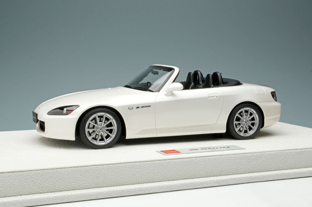 EIDOLON EML118B 1/18 Honda S2000 (AP2) 2005 Platinum White Pearl