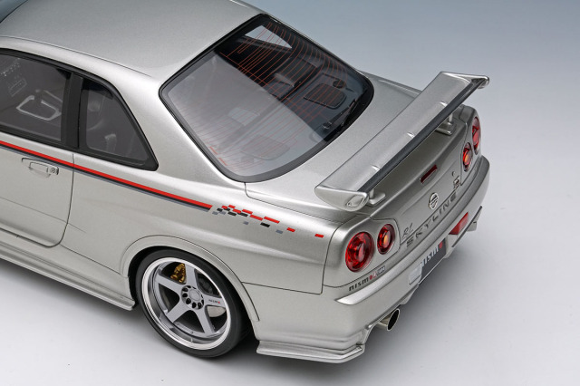日産GTR 2017R35  1/18 ファースト　シルバー 日産GTR 2017R35 1/18 ファースト シルバー - メルカリ