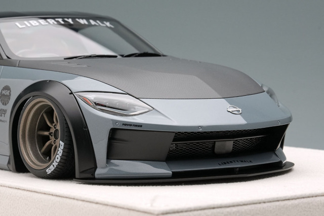 アイドロン EML137C 1/18 lb nation フェアレディ Z(RZ34) (RSワタナベ