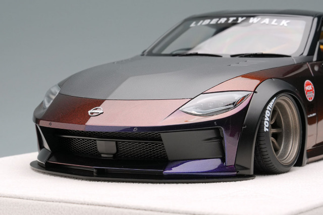 アイドロン EML137E 1/18 lb nation フェアレディ Z(RZ34) (RSワタナベ