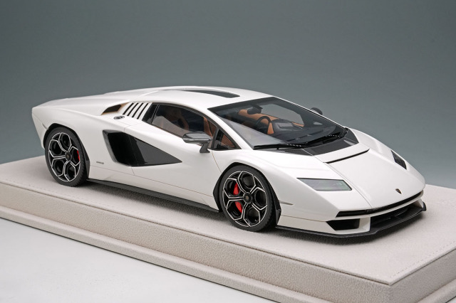 アイドロン EML160A 1/18 ランボルギーニ カウンタック LPI 800-4 2022