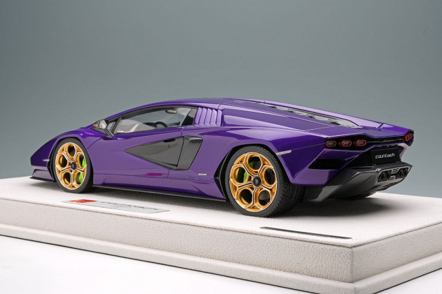 アイドロン EML160E 1/18 ランボルギーニ カウンタック LPI 800-4 2022