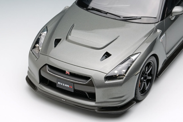アイドロン EML174 1/18 日産 GT-R (NISMO R35 CRS Version