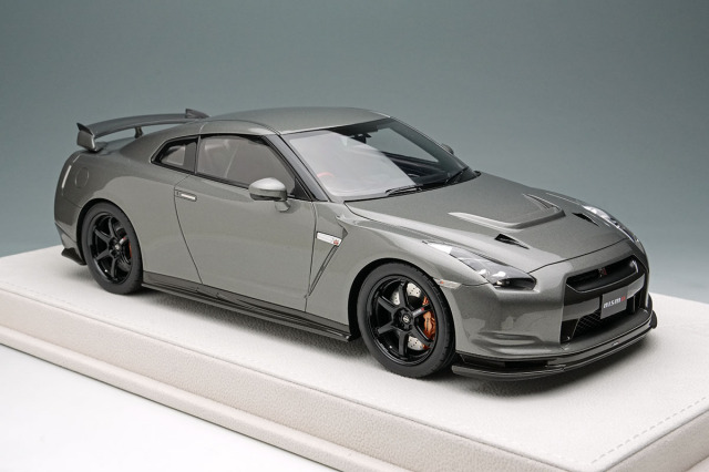 [改造品] 1/18 日産 R35 GT-R 2154(エリジウム) MOTORHELIX 1/18 日産 GT-R (R35) トラックエディション エンジニ