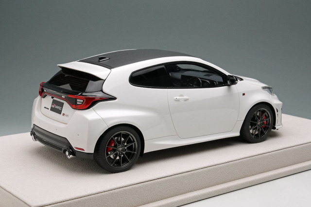 アイドロン EML182A 1/18 トヨタ GRヤリス RZ ハイパフォーマンス 2024