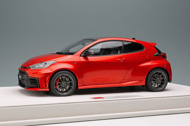 【お取り寄せ商品】 EIDOLON EML182E 1/18 Toyota GR Yaris RZ High Performance 2024 Emotional Red2