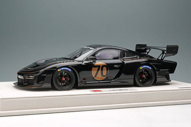 ** 予約商品 ** EIDOLON EML198E 1/18 Porsche 935/19 2019 Black / Gold Stripe Limited 50pcs