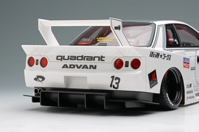 アイドロン EML202 1/18 LB-KAIDO WORKS NISSAN SKYLINE(R32) 東京