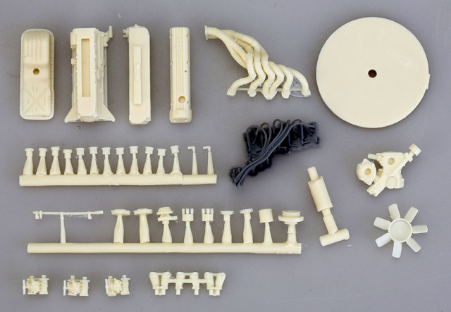 Hobby Design HD03_0684 1/24 Nissan 240Z L26 Engine parts ミニカー