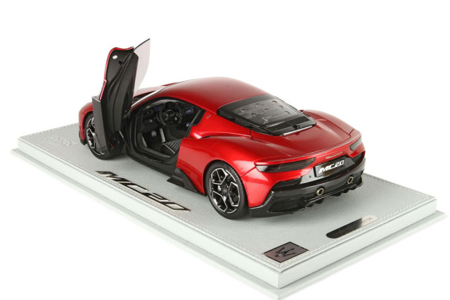 お取り寄せ商品】 BBR HE180051CDIE 1/18 Maserati MC20 Rosso