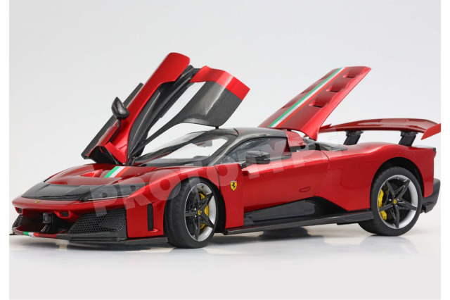 ** 予約商品 ** BBR HE180054A1IFDIE 1/18 Ferrari F80 Rosso Corsa - Carbon/Silver wheels - Italian stripe (Diecast Full Open)（ケース付）