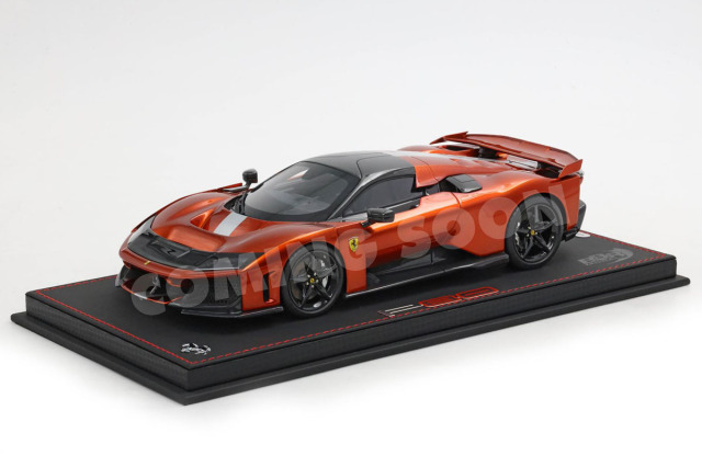** 予約商品 ** BBR HE180054GDIE 1/18 Ferrari F80 Rame Mica - Carbon wheels (Diecast Full Open)（ケース付）