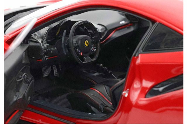 予約商品 ** BBR HE180055DIE 1/18 Ferrari 488 Pista Rosso corsa