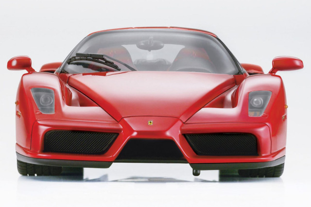 予約商品 ** BBR HE182501DIE 1/18 Ferrari Enzo Rosso Corsa - Silver