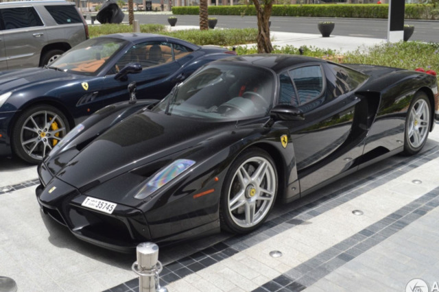 ** 予約商品 ** BBR HE182509DIE 1/18 Ferrari Enzo Nero DS - Silver wheels (Diecast Full Open)（ケース付）