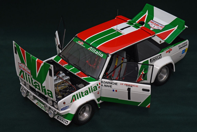 パーツ ABARTH131 rally 1:12 Fiat 131 Rally - Full Detail Multi Media Kit | MFH K851