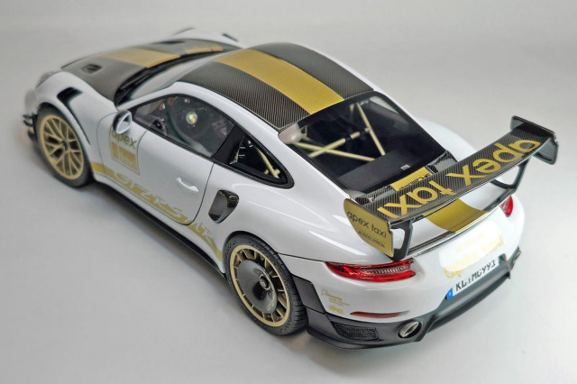 Kitbox x PZY Model 1/24キット KB08-14 Porsche 911 GT2 RS