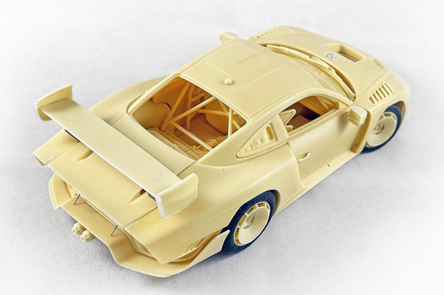 Kitbox x PZY Model 1/24キット KB08-18 Porsche 935 (2019) ミニカー