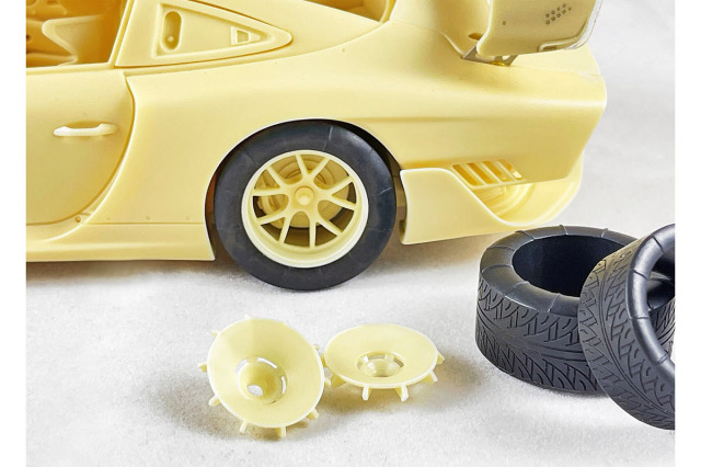 Kitbox x PZY Model 1/24キット KB08-18 Porsche 935 (2019) ミニカー