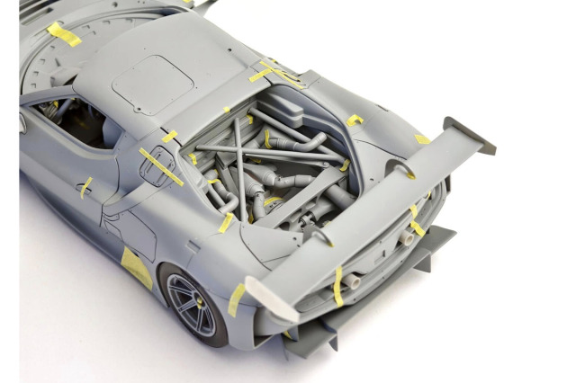 予約商品 ** Kitbox x PZY Model 1/24キット KB08-21 Ferrari