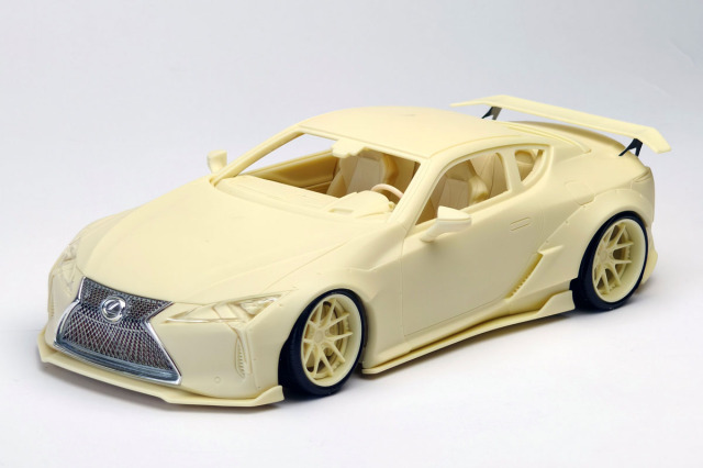 ** 予約商品 ** Kitbox x PZY Model 1/24キット KB08-23 LBWK LC500 LHD Ver. (GT wing style)