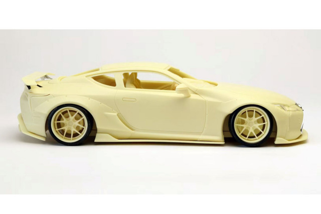 予約商品 ** Kitbox x PZY Model 1/24キット KB08-23 LBWK LC500 LHD