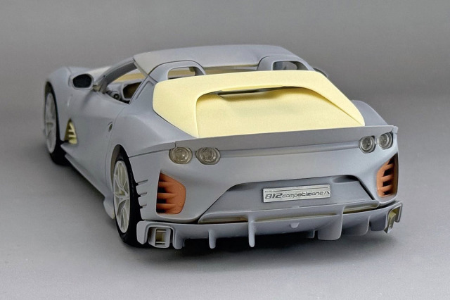 予約商品 ** Kitbox x PZY Model 1/24キット KB08-29 Ferrari 812