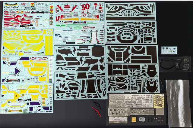 予約商品 ** Kitbox x PZY Model 1/24キット KB08-30 Ferrari 296 GT3