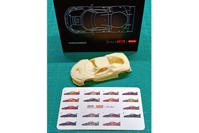** 予約商品 ** Kitbox x Encore 1/64 Pocket kit Ferrari 296 GT3
