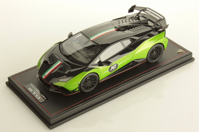 MR collection LAMBO044SC 1/18 Lamborghini Huracan STO SC 10th Anniversario Limited 99pcs