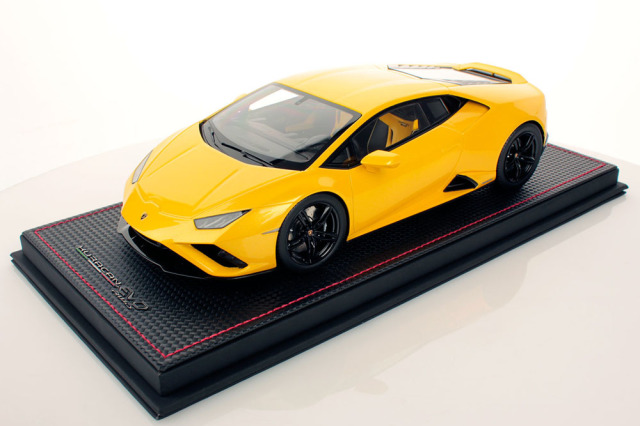 MR collection LAMBO45A 1/18 Lamborghini Huracan Evo RWD Giallo Belenus