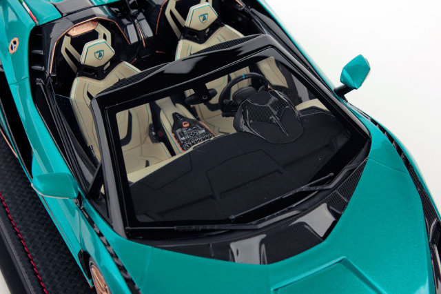 MR collection LAMBO047 1/18 Lamborghini Sian Roadster Launch