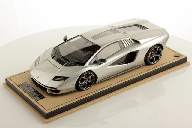 MR collection LAMBO052SE 1/18 Lamborghini Countach LPI800-4 Argento Luna Limited 49pcs