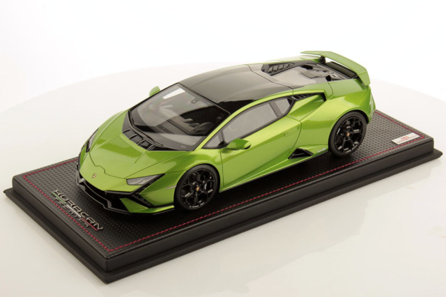 MR collection LAMBO054A 1/18 Lamborghini Huracan Tecnica Verde Selvans
