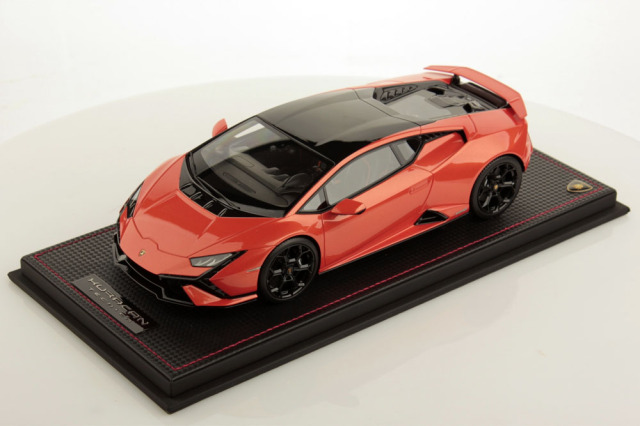 MR collection LAMBO054B 1/18 Lamborghini Huracan Tecnica Arancio Xanto