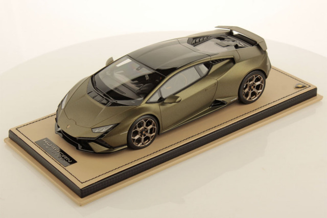 MR collection LAMBO054D 1/18 Lamborghini Huracan Tecnica Verde Gea