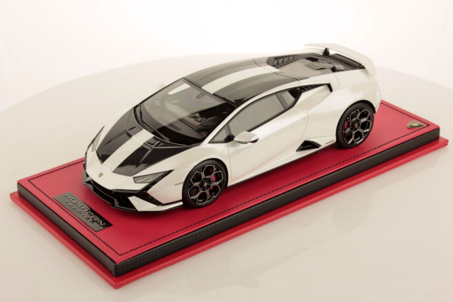 MR collection LAMBO054SE 1/18 Lamborghini Huracan Tecnica Bianco Asopo / Black Livery Limited 49pcs